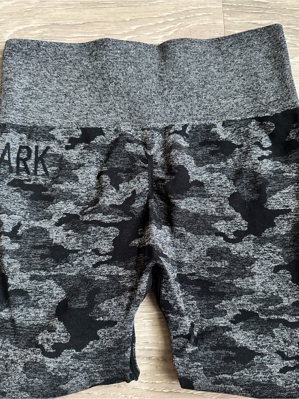 Gymshark Black and Grey Camouflage Leggings - Picture 6 of 6